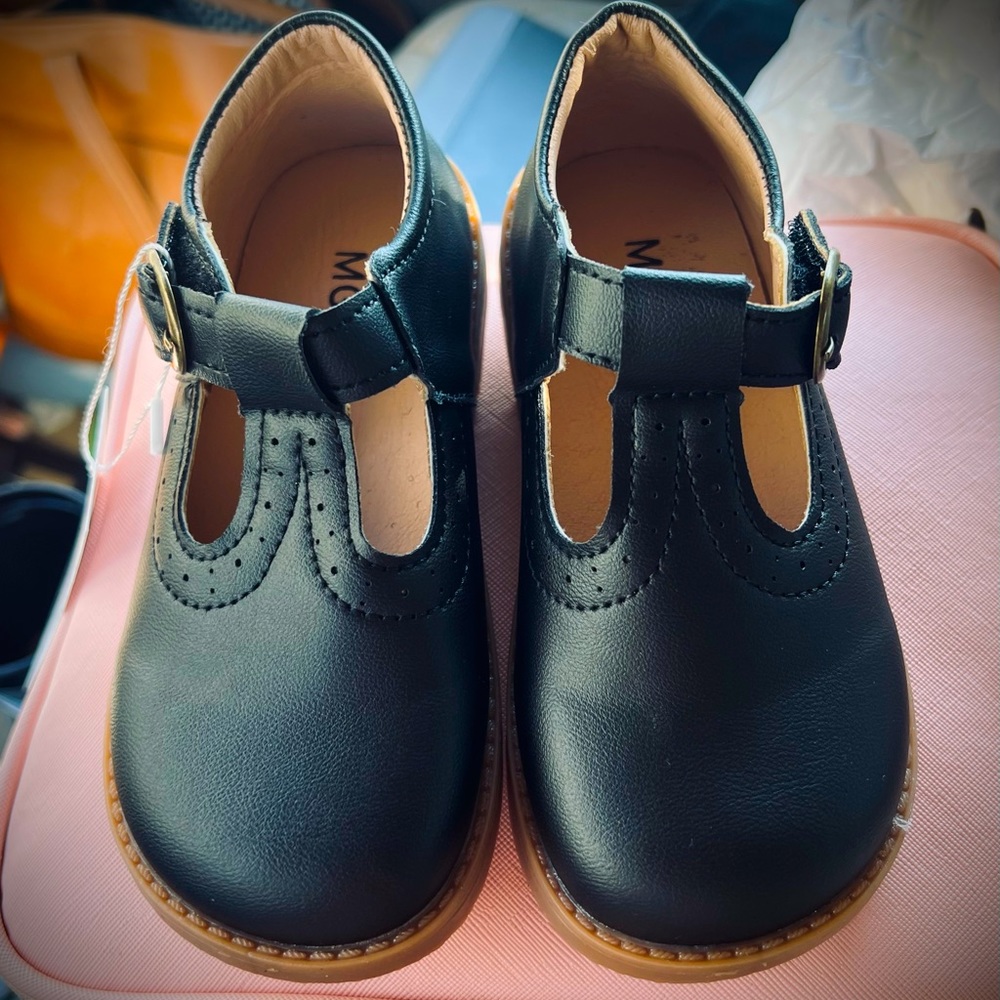 Girl's Classic Mary Jane School Uniform Shoes Flat Dress Shoes- Toddler Size 10